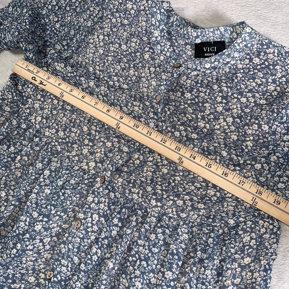 VICI Dress Womens Medium Blue Floral Fit & Flare Button Front Ruffle Hem - Picture 3 of 7